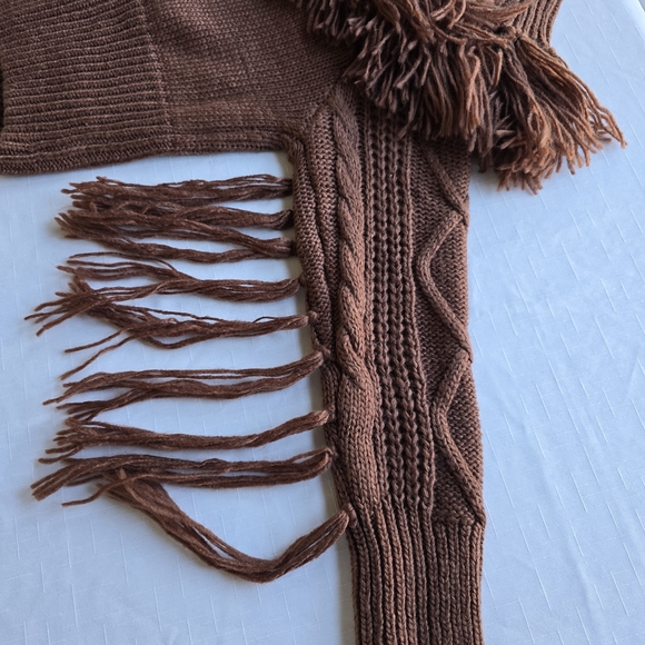 Chic Fringed Sweater in Warm Brown WesternCore Southwestern NWT - Picture 8 of 9